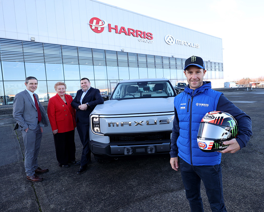  Harris MAXUS Joins Pata Yamaha WorldSBK Official Team for 2025 and 2026